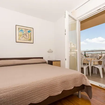 Apartments Vukman Trogir Exterior photo