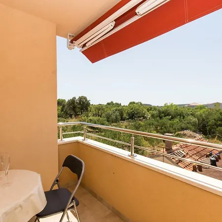 Apartments Vukman Trogir Exterior photo